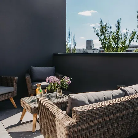 Apartment Mieszczanska 46 - Nowoczesny Z 2 Sypialniami - Taras, Parking, Centrum - - Fair Wroclaw